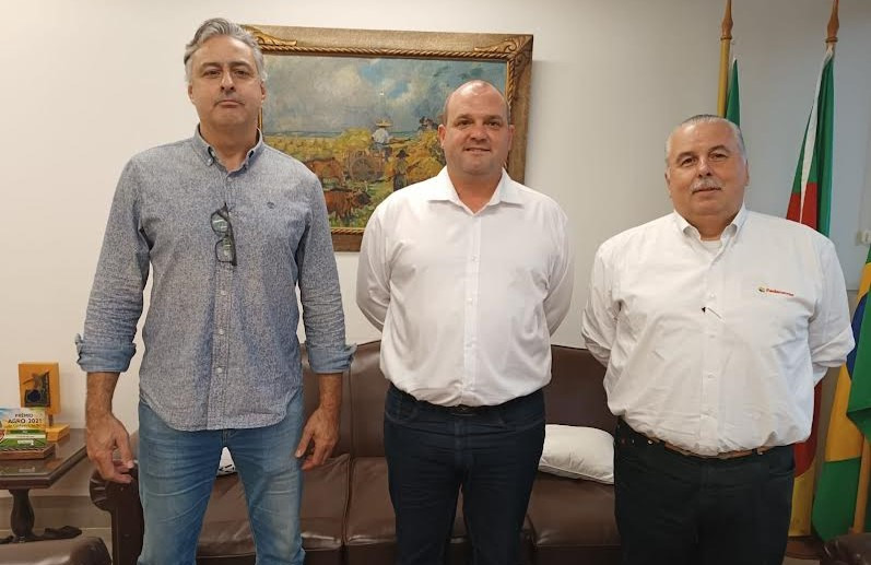  Entidades discutem o fortalecimento da produção e comercialização de arroz