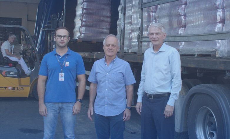  Indústria de SC doa 24 toneladas de arroz à Ucrânia