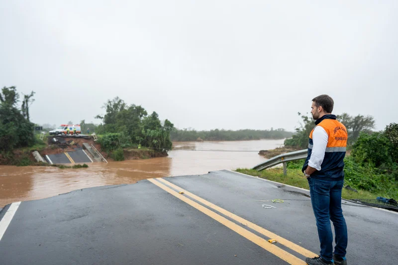  Governador Eduardo Leite detalha como o agro gaúcho se reerguerá em 2025