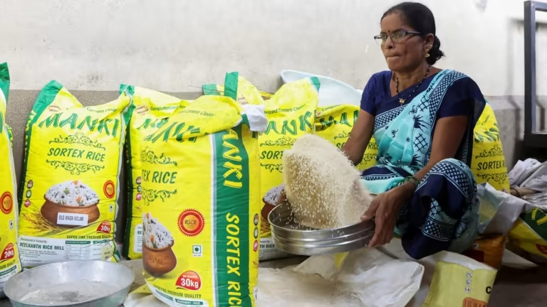  Aperto de arroz na Ásia após Índia proibir exportação