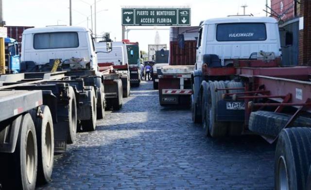  Para el transporte de carga y el puerto será bloqueado otra vez