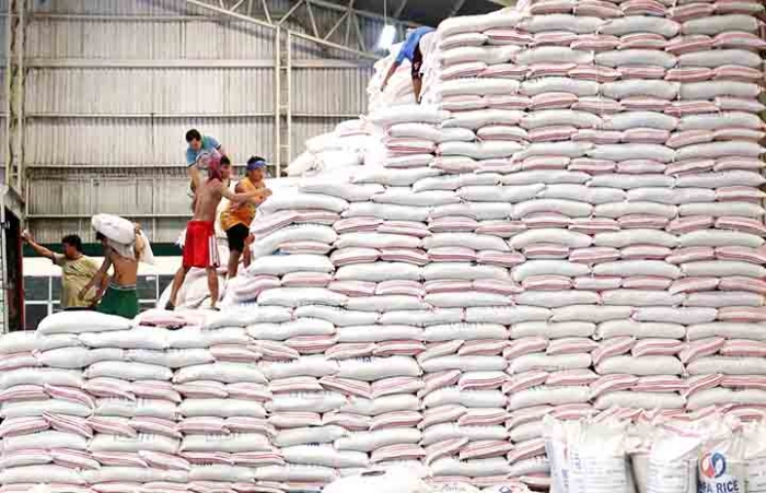  Restrições da Índia e demanda do Iraque animam indústria de arroz da Tailândia