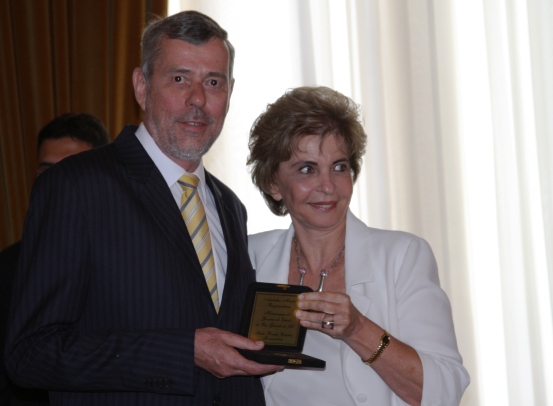  Presidente do Irga recebe medalha Mérito Rio-Grandense