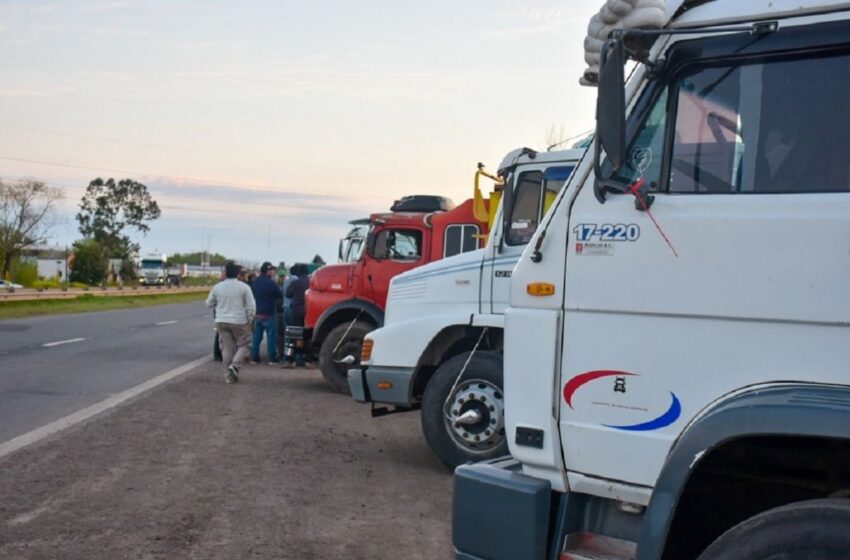  Por falta de diesel transportadores entram com petição ao governador de Entre Ríos