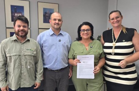 A titular da Sema, Marjorie Kauffmann, destacou que a agricultura tem papel decisivo na conservação ambiental – Foto: Tamires Tuliszewski/Ascom Sema